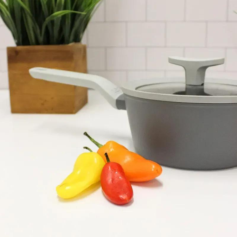 قابلمه دسته دار برگهف سری Leo سایز 18cm 2L image gallery