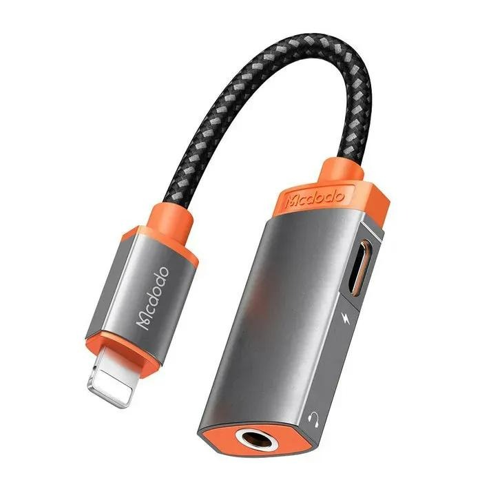 کابل تبدیل لایتنینگ مک دودو مدل Mcdodo CA-6710 Lightning to Aux قابلیت اتصال همزمان هندزفری و شارژر 